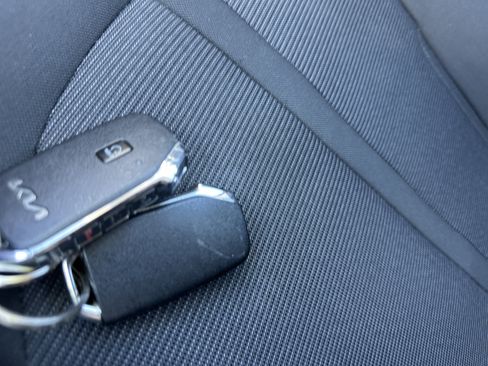 Used 2023 Kia K5 LXS image 20