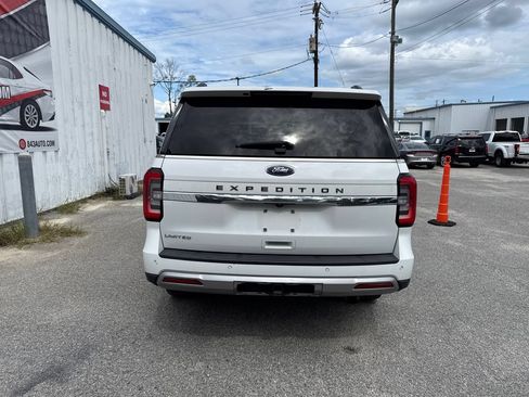 Used 2024 Ford Expedition Limited RWD image 7