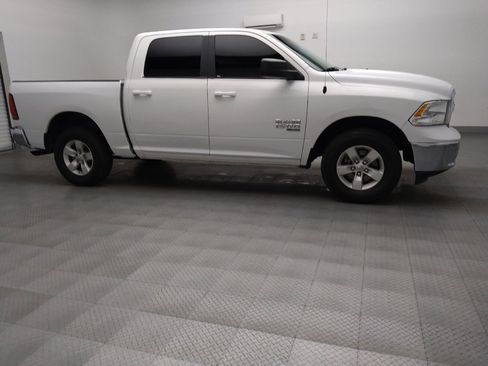 Used 2021 RAM 1500 Classic SLT image 11