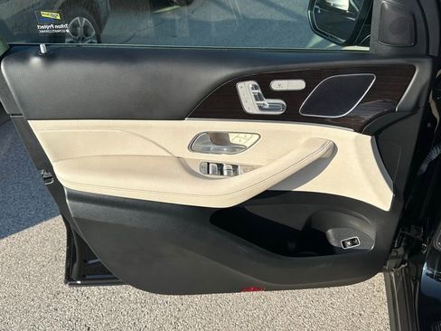 Used 2022 Mercedes-Benz GLE 350 4MATIC image 15