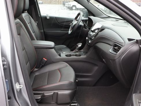 Used 2023 Chevrolet Equinox RS w/ RS Leather Package image 18
