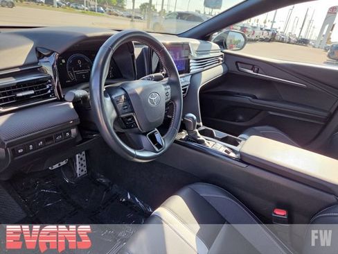 Used 2025 Toyota Camry SE FWD image 22