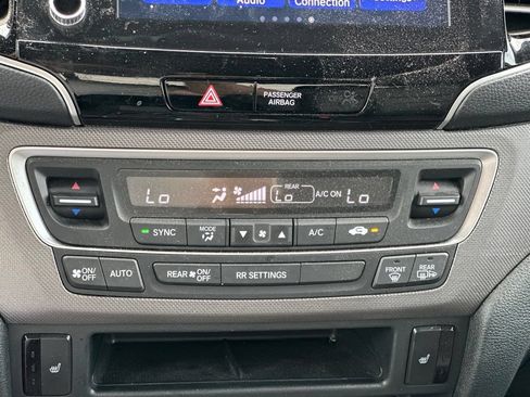 Used 2023 Honda Ridgeline RTL-E image 25