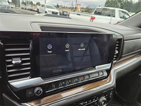 Used 2025 Chevrolet Silverado 1500 LT Trail Boss w/ Convenience Package II image 23