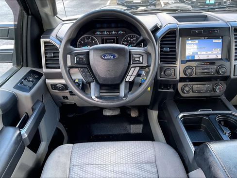 Used 2019 Ford F250 XLT w/ XLT Value Package image 17