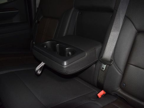 Used 2025 Chevrolet Silverado 1500 High Country AWD/4WD image 47