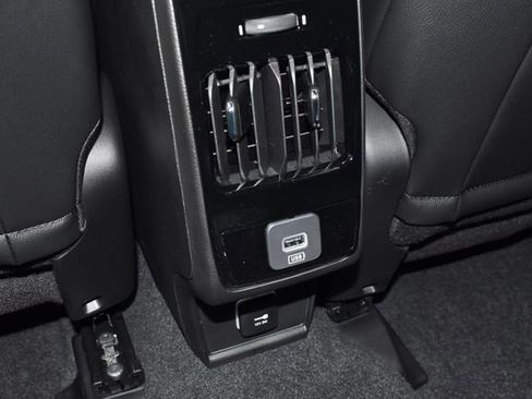 New 2026 Jeep Compass Limited image 27