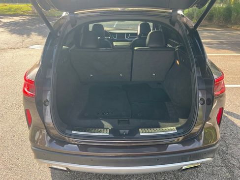 Used 2019 INFINITI QX50 Essential w/ Sensory Package FWD image 19