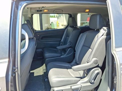 Used 2023 Honda Odyssey Touring image 8