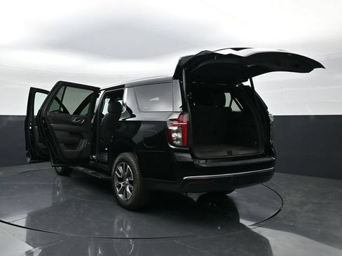 Used 2024 Chevrolet Tahoe LT w/ Luxury Package AWD/4WD image 47