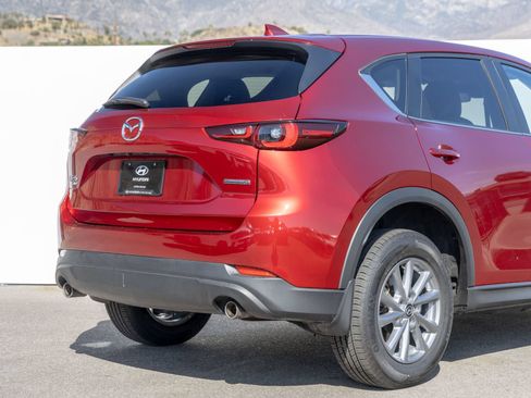 Used 2023 MAZDA CX-5 AWD 2.5 S w/ Select Package image 13