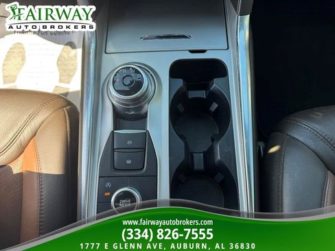 Used 2023 Ford Explorer King Ranch w/ Technology Package AWD/4WD image 25