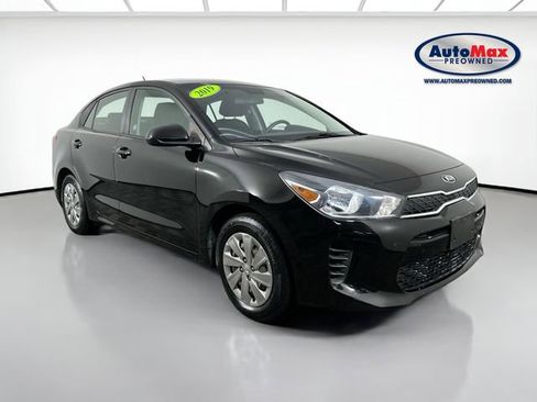 Used 2019 Kia Rio S image 1