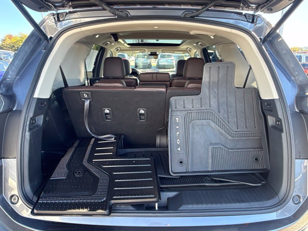 Certified 2025 Honda Pilot Elite image 16
