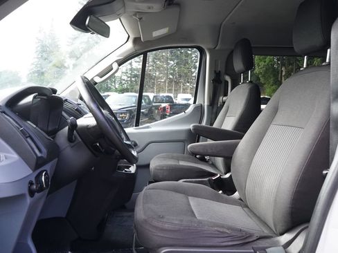 Used 2017 Ford Transit 350 XLT RWD image 18