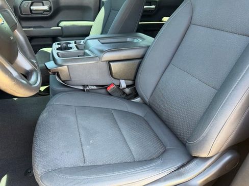 Used 2019 Chevrolet Silverado 1500 Custom w/ Custom Value Package RWD image 13