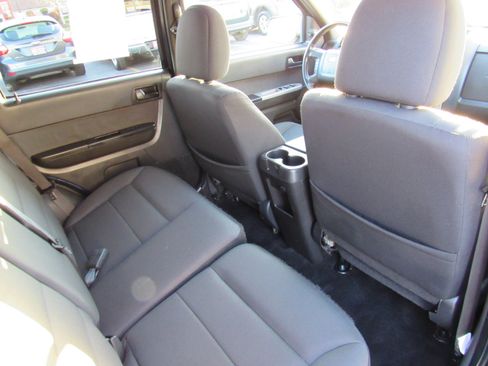 Used 2010 Ford Escape XLT image 23