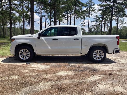 New 2025 Chevrolet Silverado 1500 Custom RWD image 8