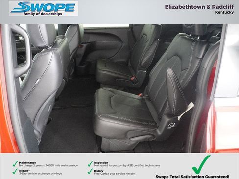 New 2026 Chrysler Pacifica Select image 11