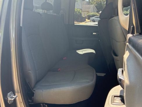Used 2013 RAM 1500 Classic SLT RWD image 8