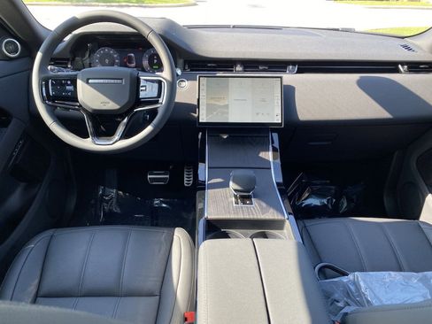 Used 2024 Land Rover Range Rover Evoque Dynamic SE image 14