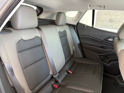 New 2026 Chevrolet Trax ACTIV w/ Sunroof Package FWD image 37