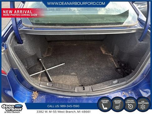 Used 2014 Ford Fusion SE w/ Equipment Group 202A FWD image 9