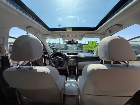 Used 2015 Subaru Forester 2.5i Premium AWD/4WD image 18