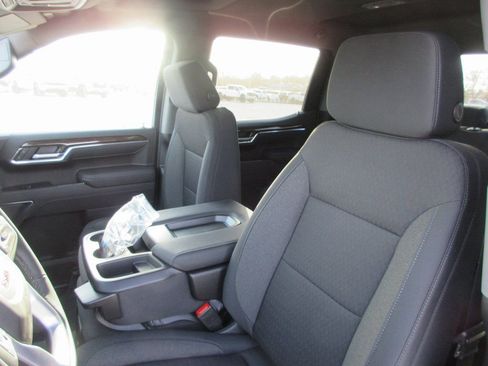 New 2026 GMC Sierra 1500 SLE AWD/4WD image 14