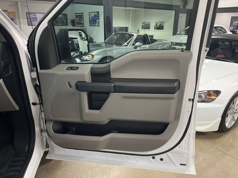 Used 2018 Ford F150 XL w/ Equipment Group 101A Mid RWD image 40