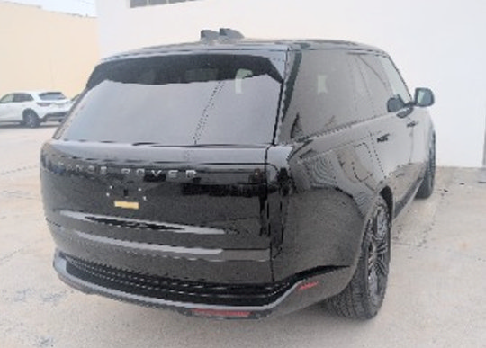 Used 2025 Land Rover Range Rover SE AWD/4WD image 6