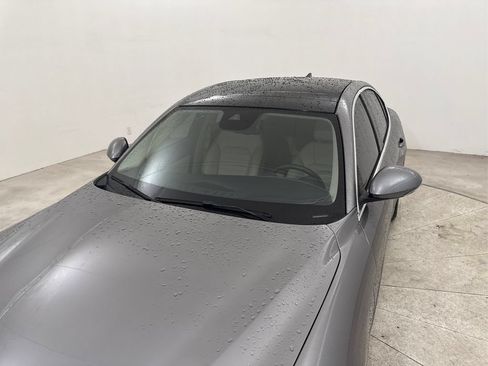 Used 2019 Alfa Romeo Giulia Ti w/ Quick Order Package 22Z Lusso RWD image 9