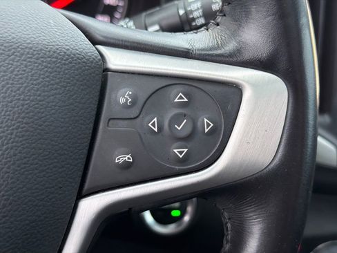 Used 2022 GMC Terrain SLT w/ Infotainment Package II image 26