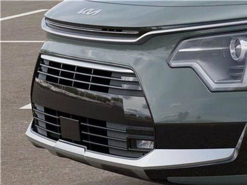 New 2025 Kia Niro EX Touring image 66