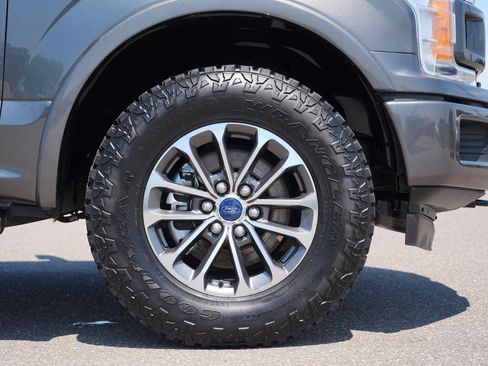 Used 2020 Ford F150 XLT w/ Equipment Group 302A Luxury AWD/4WD image 11
