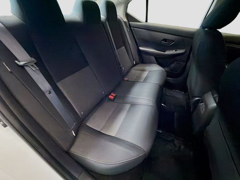 Used 2024 Nissan Sentra SV FWD image 14