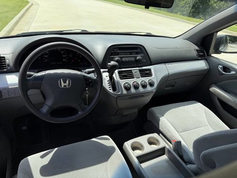 Used 2009 Honda Odyssey LX image 18