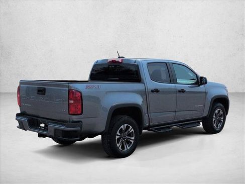 Used 2021 Chevrolet Colorado Z71 w/ Safety Package AWD/4WD image 8