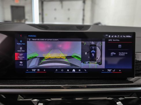 New 2026 BMW X5 M60i w/ Climate Comfort Package image 20