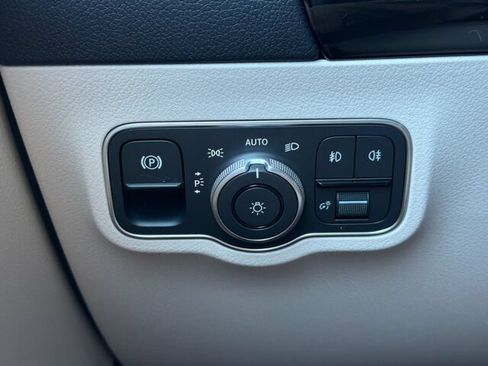 Certified 2026 Mercedes-Benz GLA 250 4MATIC image 33