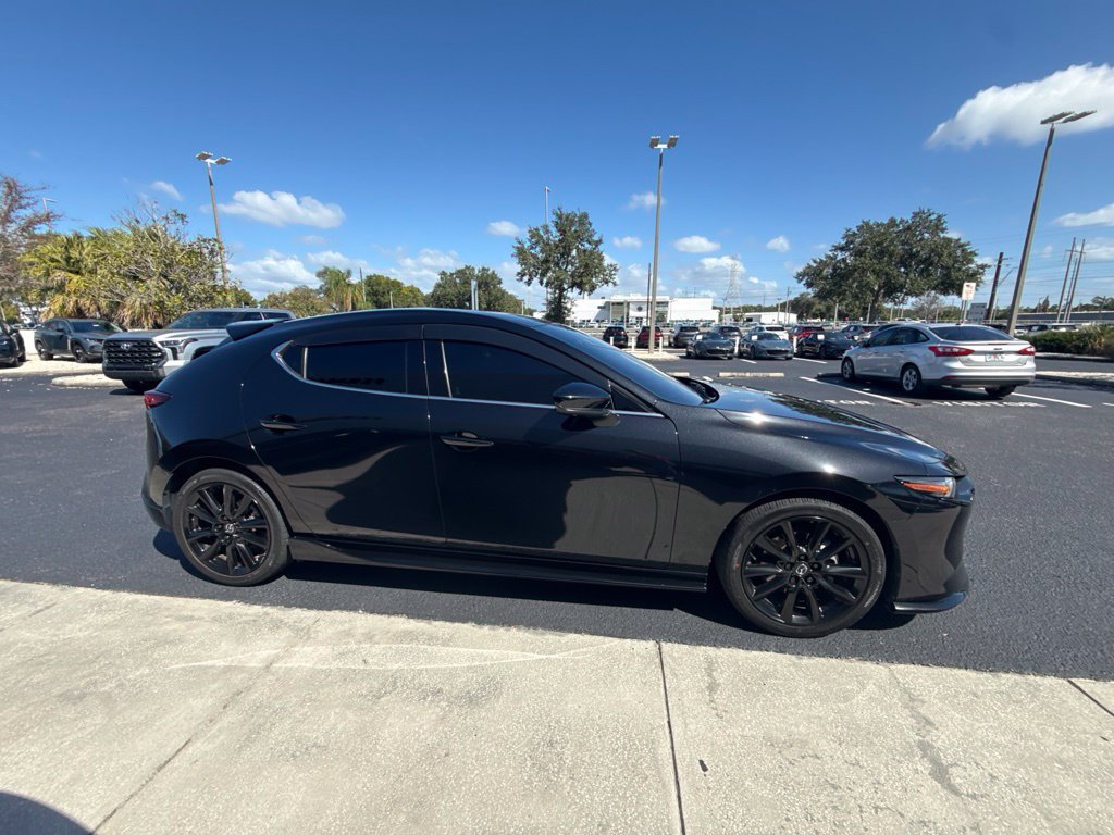 Used 2023 MAZDA MAZDA3 Hatchback w/ Appearance Package AWD/4WD image 4