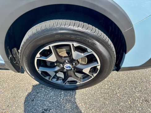 Used 2018 Subaru Crosstrek 2.0i Premium w/ Moonroof Package image 35