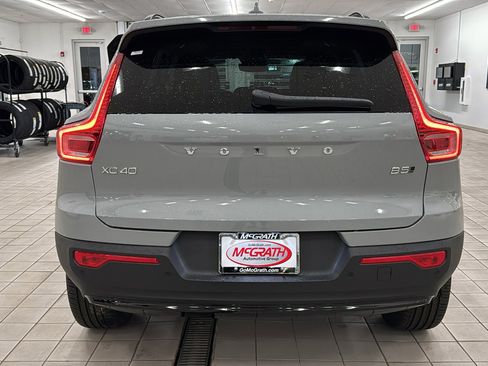 New 2026 Volvo XC40 B5 Plus w/ Protection Package Premier image 6