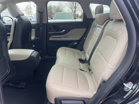 Used 2025 Lincoln Corsair Grand Touring w/ Equipment Group 301A image 12