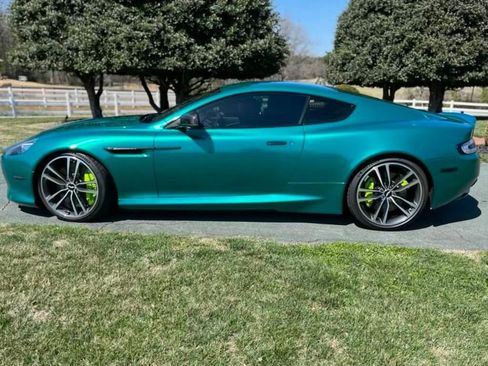 Used 2015 Aston Martin DB9 Coupe image 2