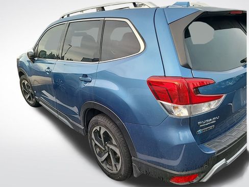 Used 2022 Subaru Forester Touring w/ Popular Package #3 image 6
