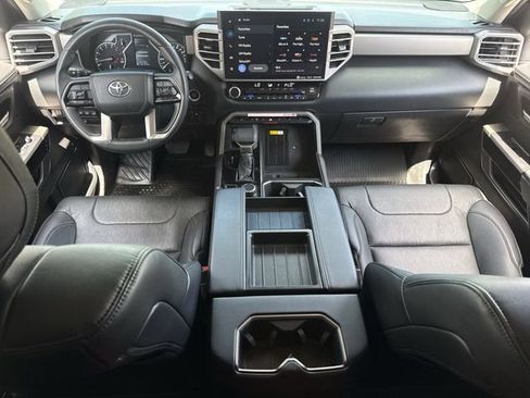 Used 2022 Toyota Tundra Limited w/ Power Package AWD/4WD image 12