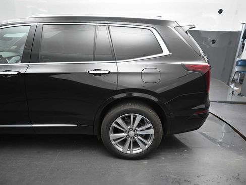Used 2024 Cadillac XT6 Premium Luxury w/ Technology Package AWD/4WD image 16