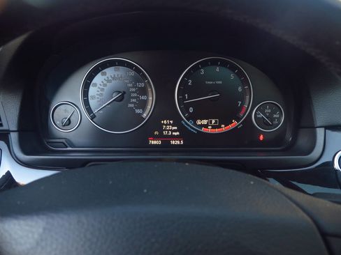 Used 2013 BMW 528i xDrive Sedan AWD/4WD image 9