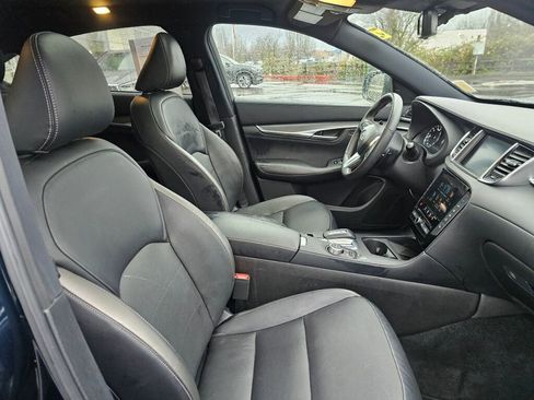 Used 2024 INFINITI QX55 Luxe image 11
